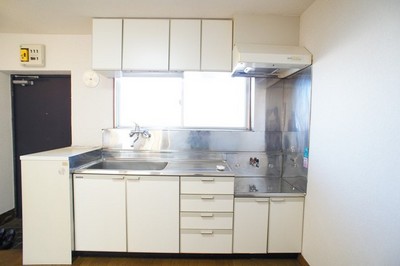 Kitchen. Two-burner stove installation Allowed ☆ 