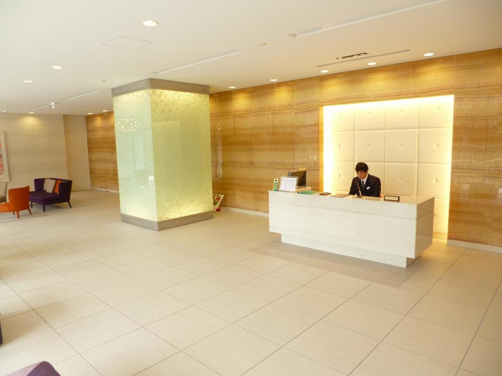 lobby. 24-hour manned management. Double auto-lock of the peace of mind.