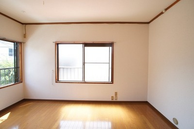 Living and room. It is a good room with ventilation ☆ 