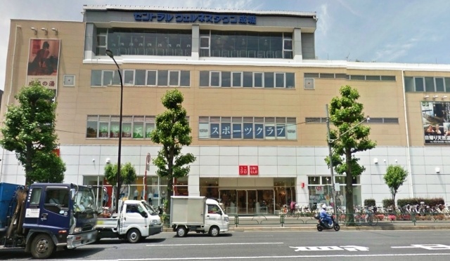 Shopping centre. 670m to UNIQLO Setagaya Kinutaten (shopping center)