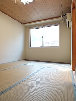 Other room space. There is also the healing of Japanese-style room