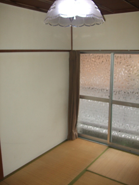 Other room space. 6-mat Japanese-style room