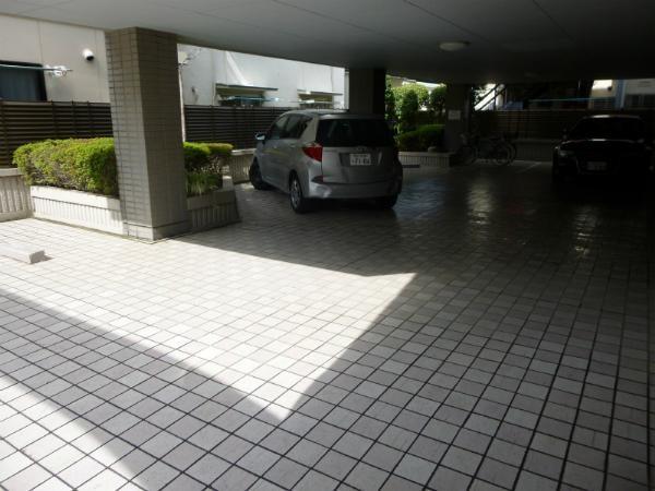 Parking lot. Pictures - parking Private use with rights Monthly 35000 yen