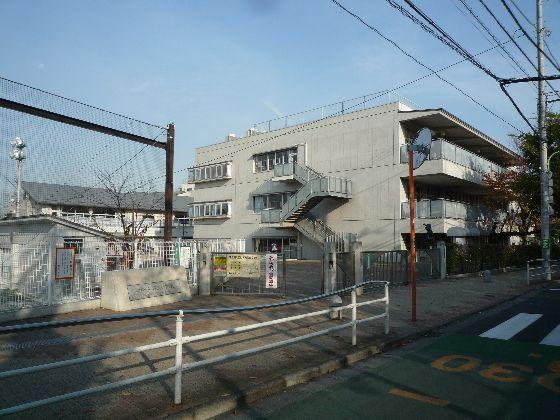 Primary school. Municipal Sakuragaoka 150m up to elementary school
