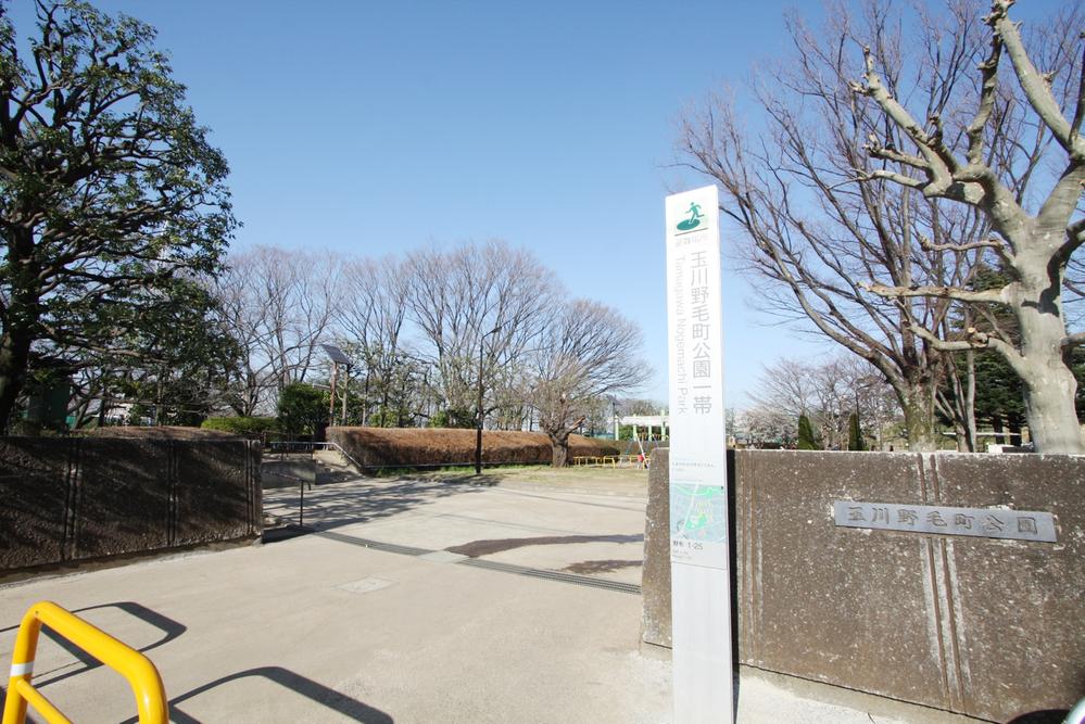 park. 456m to Tamagawa Noge-cho Park