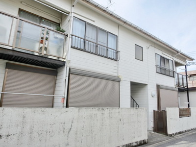 Building appearance. A quiet residential area ・ Apartment of the two-story