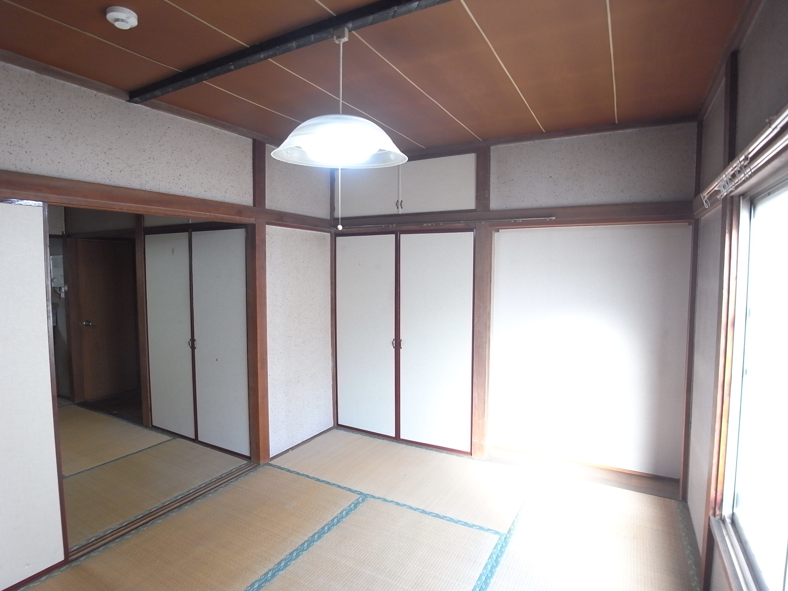 Living and room. Storage side Japanese-style room 6 tatami 2