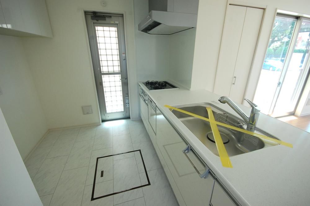 Same specifications photo (kitchen). Example of construction
