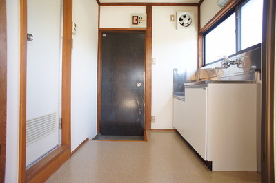 Other room space. Kitchen space of economic city gas use ☆