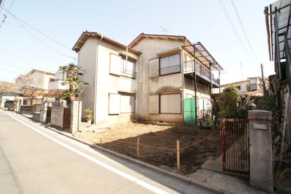 Local land photo. Keio Line Shimotakaido 7 min walk. Lots of effective building area of ​​47.56 square meters in the popular Akatsutsumi. There is also a frequently fly can of Setagaya Line station of origin, Sangenjaya also accessible. welfare, Enhance educational environment. Limited to a good environment Setagaya within a compartment. 