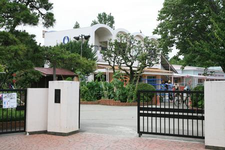 kindergarten ・ Nursery. TakaraYo until kindergarten 1037m