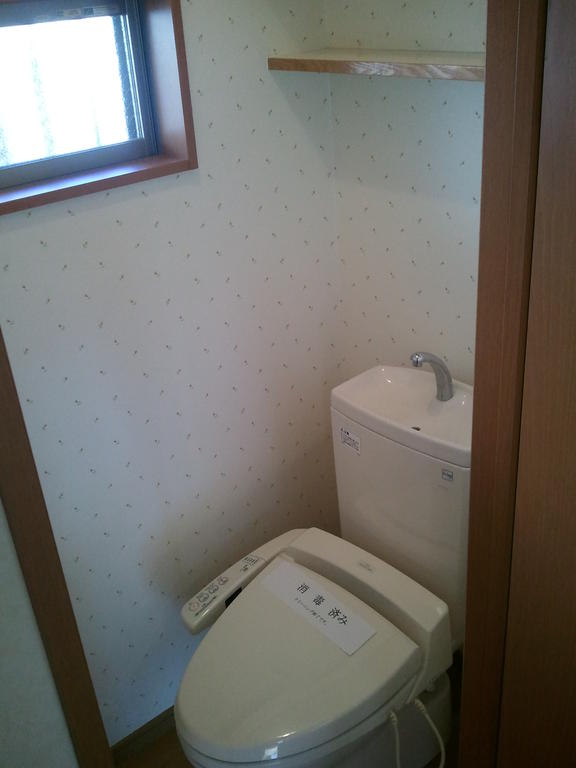 Toilet.  ☆ Washlet with WC ☆