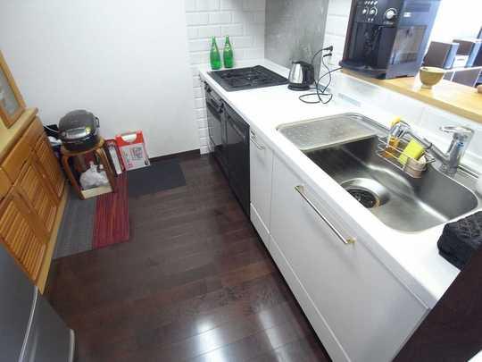 Kitchen. Spacious kitchen space