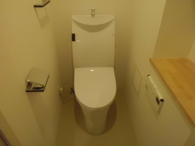 Toilet