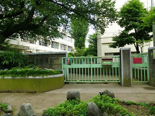 Primary school. Sasahara until elementary school 200m