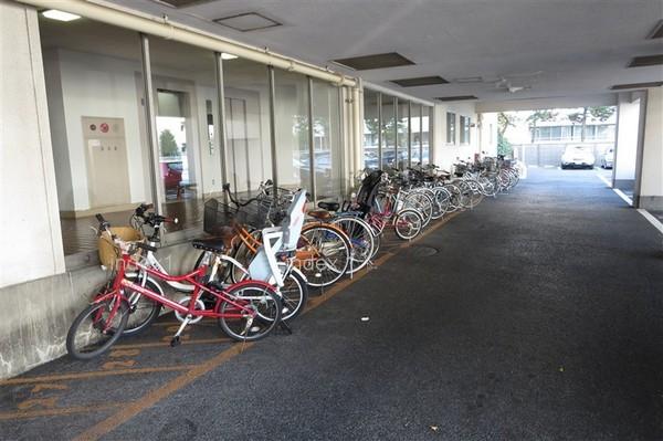 Other common areas. Parking Space Available bike yard empty (of November)