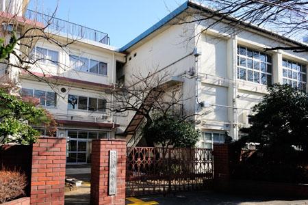 Primary school. 421m to Setagaya Ward Yahata Elementary School