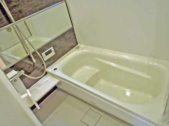 Bathroom. With Otobasu function, Bathroom 1 pyeong size