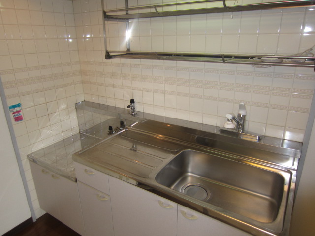 Kitchen.  ■ Gas 2-neck corresponding Kitchen