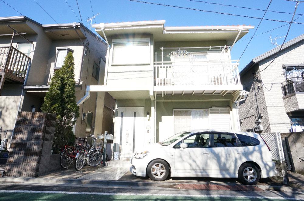 Local land photo. Land sale of Setagaya Matsubara 2-chome. Since the building conditions is not attached, You can building your favorite House manufacturer. Keio Line ・ Inokashira "Meidaimae" Station 6-minute walk, Inokashira is "Higashimatsubara" station 7-minute walk of the good location. 