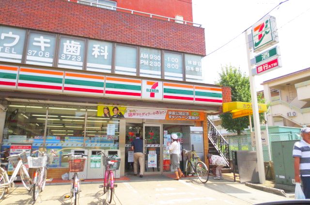 Convenience store. Seven-Eleven Setagaya Kamata 2-chome up (convenience store) 453m