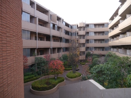 Building appearance. Five-story is a condominium. 