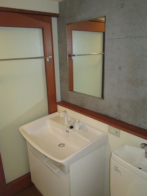 Washroom. Same property separate room