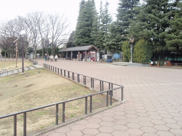 park. 1400m to Setagaya Park (park)