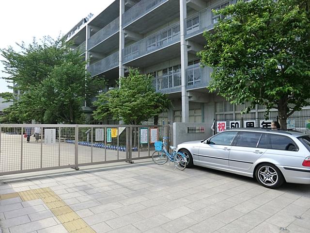 Primary school. 233m to Setagaya Ward Funabashi Elementary School