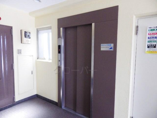 Other common areas. Elevator