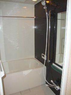 Bathroom. ~ Full renovation ~ Add cooked ・ Bathroom dryer with unit bus