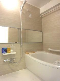 Bathroom. ~ It is in a new interior renovation. Scheduled for completion January 17, 2014 ~ Your preview is possible at any time.  The field situation, There is the case that specifications may be changed.  Warm bath ・ Bathroom dryer with unit bus