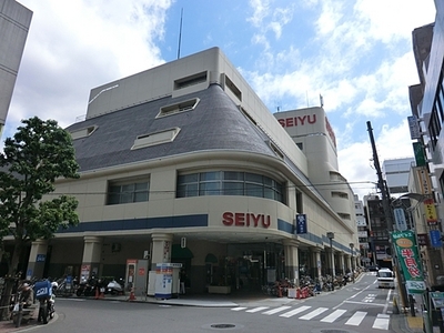 Supermarket. Seiyu Sangenjaya store up to (super) 960m