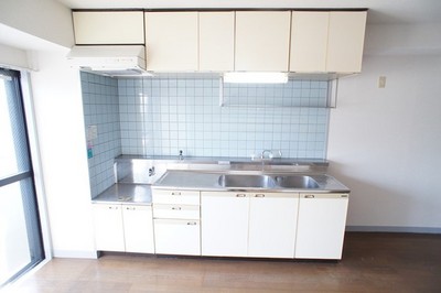 Kitchen. Convenient wide kitchen ☆ 