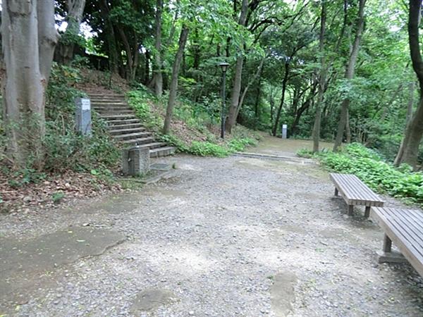 park. 1835m to Todoroki Valley park