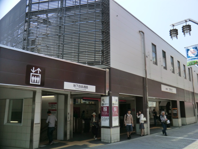 Other. Keio Line 800m to Chitose Karasuyama Station (Other)