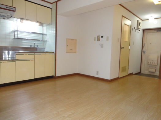 Living and room