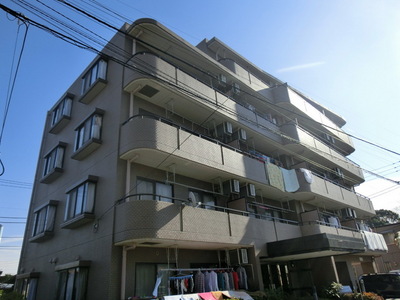 Building appearance. A quiet residential area ・ Condominium of reinforced concrete