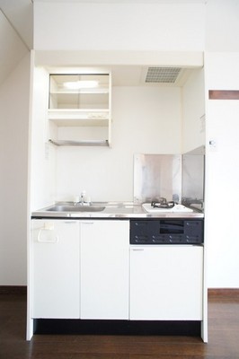 Kitchen. Storage overlook the kitchen ☆