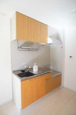 Kitchen. It is a wide kitchen ☆