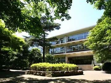 high school ・ College. Private Seijogakuen until high school 859m