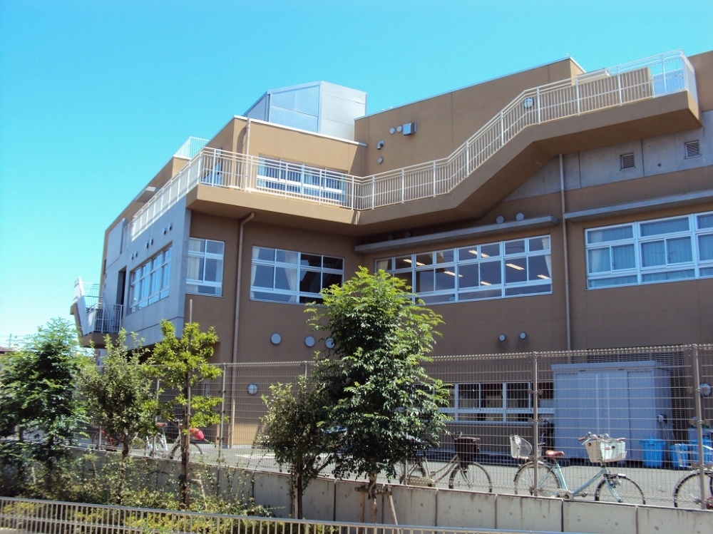 Primary school. 433m to Setagaya Ward Kyuden elementary school (elementary school)