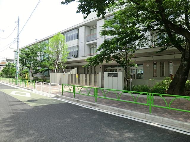 Primary school. 393m to Setagaya Ward Komazawa Elementary School