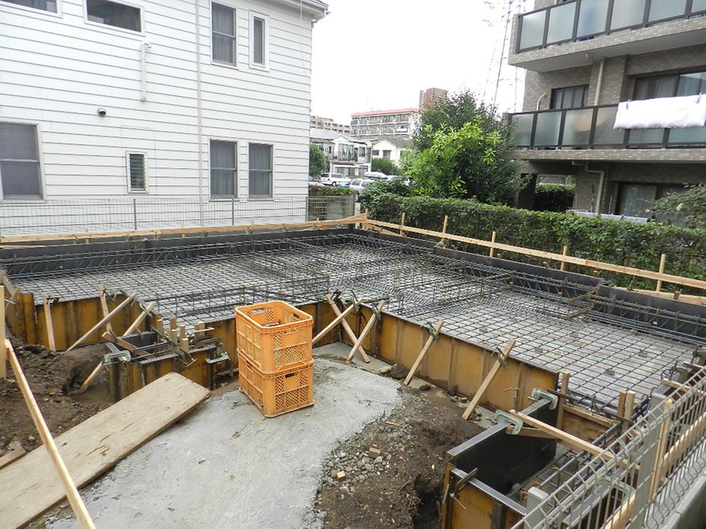 Construction ・ Construction method ・ specification. It is with construction also ground guaranteed for a solid foundation work by the ground survey.
