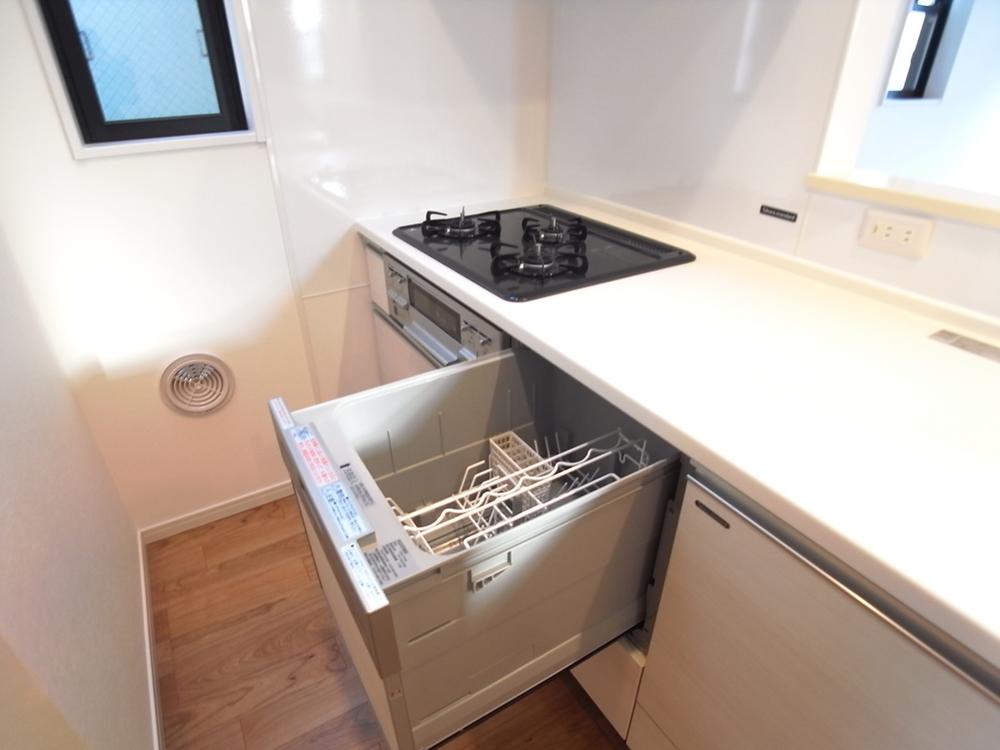 Same specifications photo (kitchen)