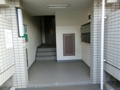 Entrance. Entrance is a space