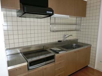 Kitchen. IH2 neck is a system Kitchen