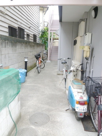 Entrance. There bicycle parking space