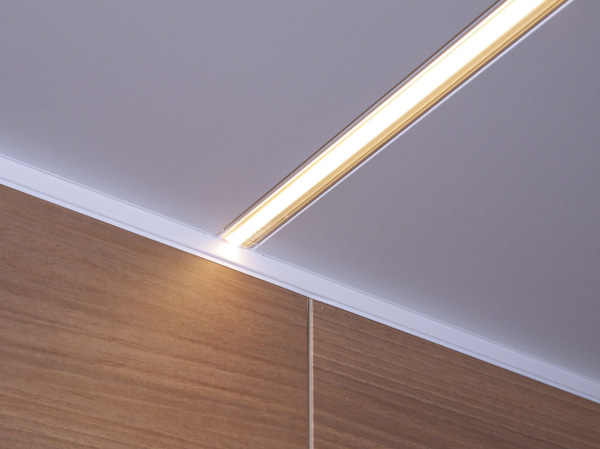 Bathing-wash room.  [Flat line LED lighting] Strong light on the washing place, It will produce a space with atmosphere by the light of calm the bathtub side.