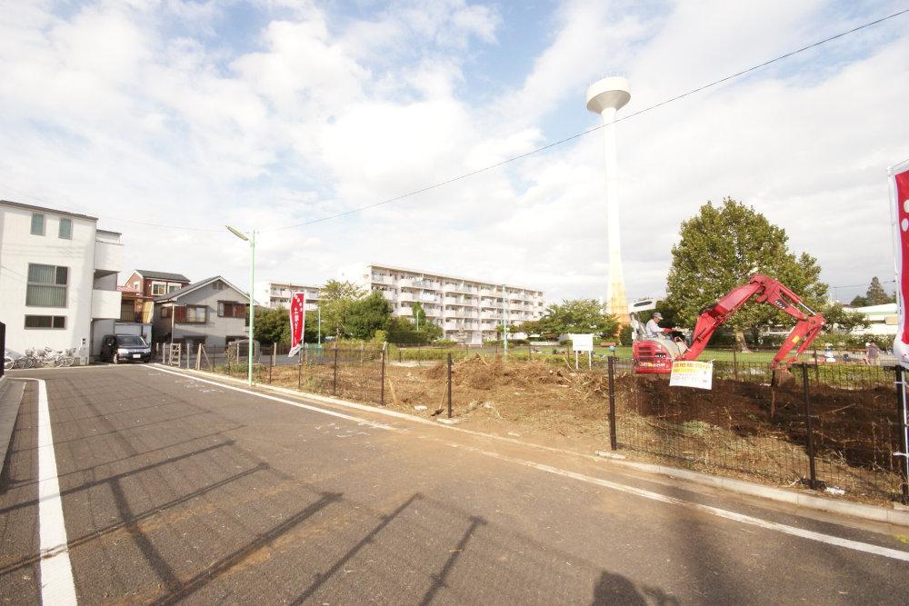Local land photo. It is building a conditional land of the 15-minute walk from Chitose Karasuyama Station. It might be somewhat feel the distance, This price range is recommended in the highly convenient Chitose Karasuyama Station in the express station
